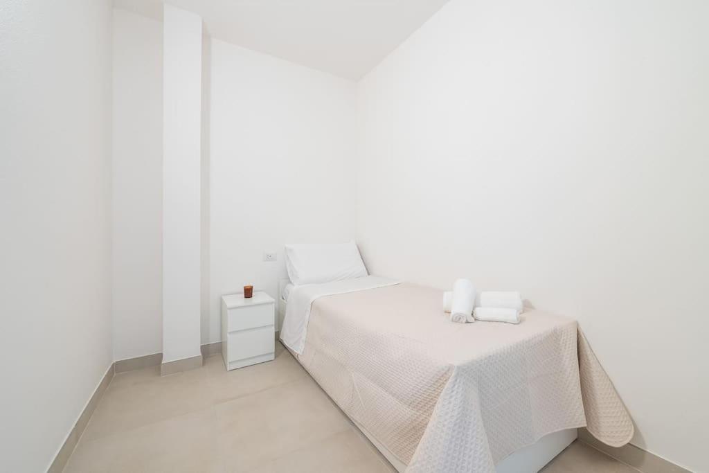 Camelia Apartment Pirri